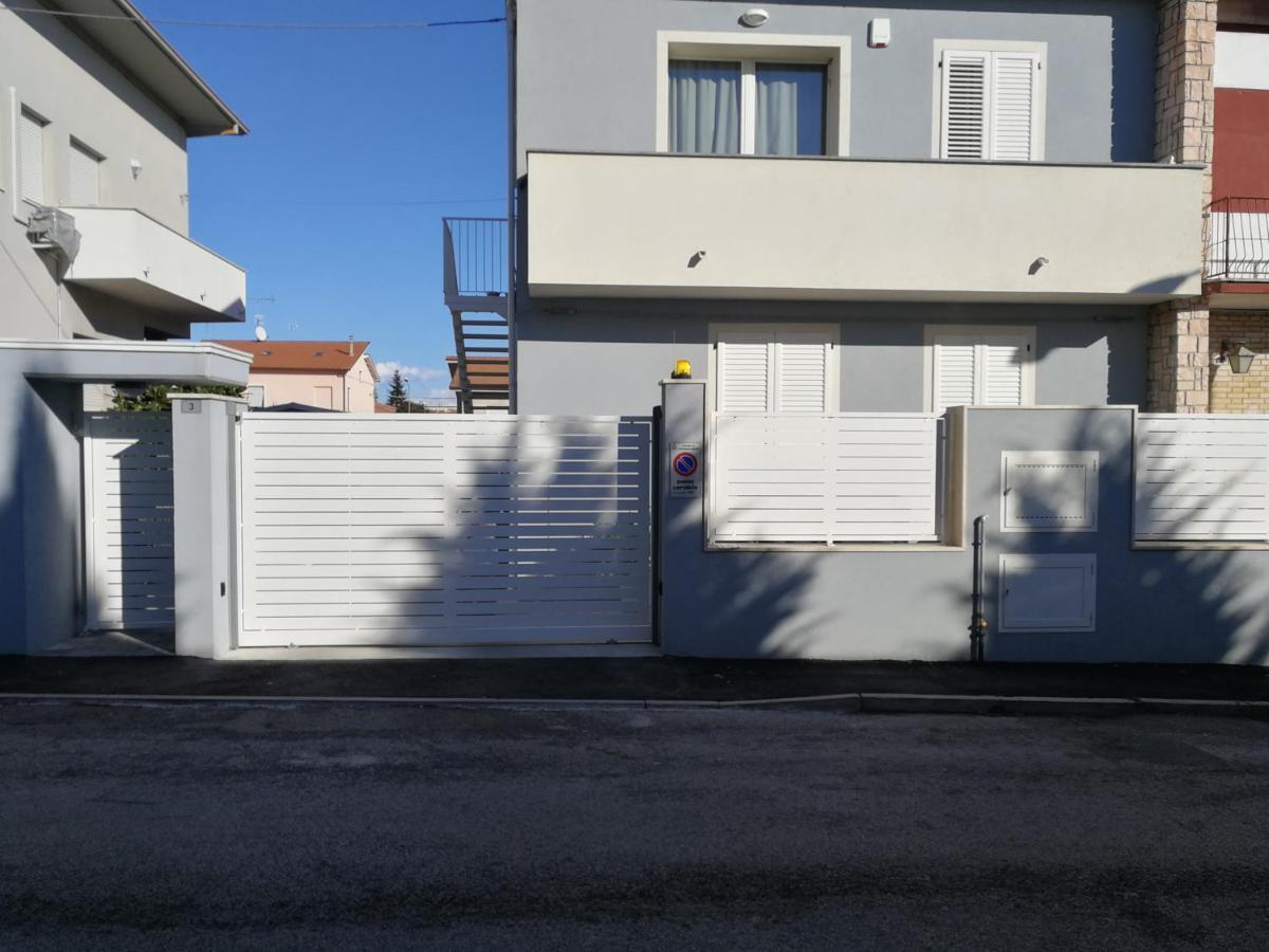 Alcivico3 Bed and Breakfast Civitanova Marche Εξωτερικό φωτογραφία